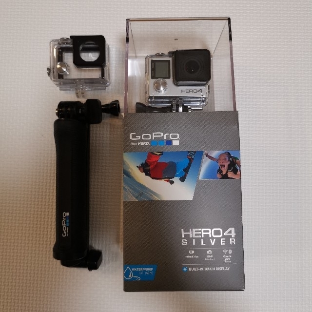 GoPro(ゴープロ)のGoPro HERO4 SILVER スマホ/家電/カメラのカメラ(コンパクトデジタルカメラ)の商品写真