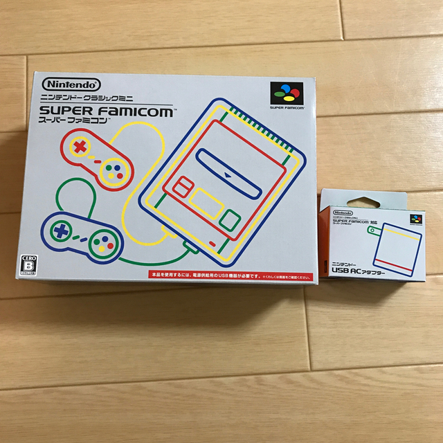 任天堂(ニンテンドウ)のACアダプター付き　ニンテンドークラシックミニ　スーパーファミコン エンタメ/ホビーのゲームソフト/ゲーム機本体(家庭用ゲーム機本体)の商品写真