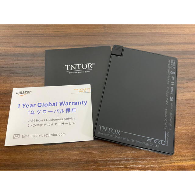 TNTOR 超薄型　モバイルバッテリー スマホ/家電/カメラのスマートフォン/携帯電話(バッテリー/充電器)の商品写真