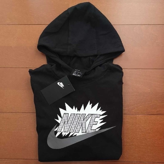 NIKE(ナイキ)の新品未使用　NIKE　プルオーバー　カットソー キッズ/ベビー/マタニティのキッズ服男の子用(90cm~)(Tシャツ/カットソー)の商品写真