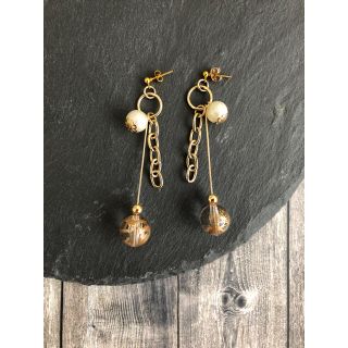 2 イヤリング ピアス アクセサリー　ワイルド　個性的　揺れる　cool(ピアス)