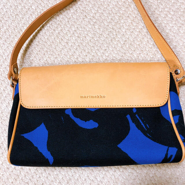 marimekko - 人気商品♡ marimekko ショルダーバックの通販 by かよろ ...