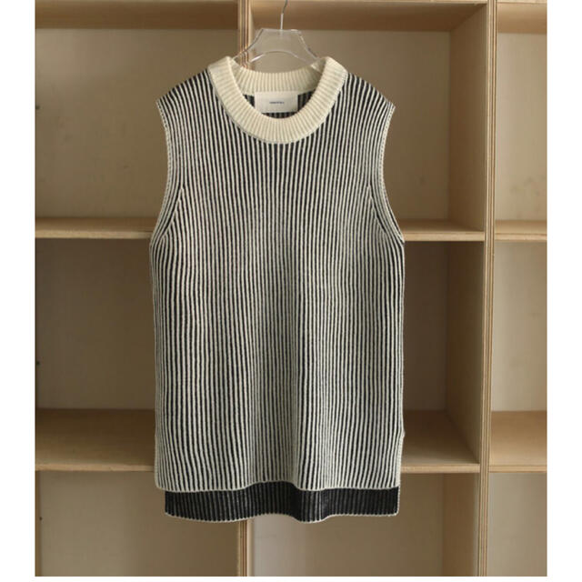 トゥデイフル  Tuck Stripe Vest