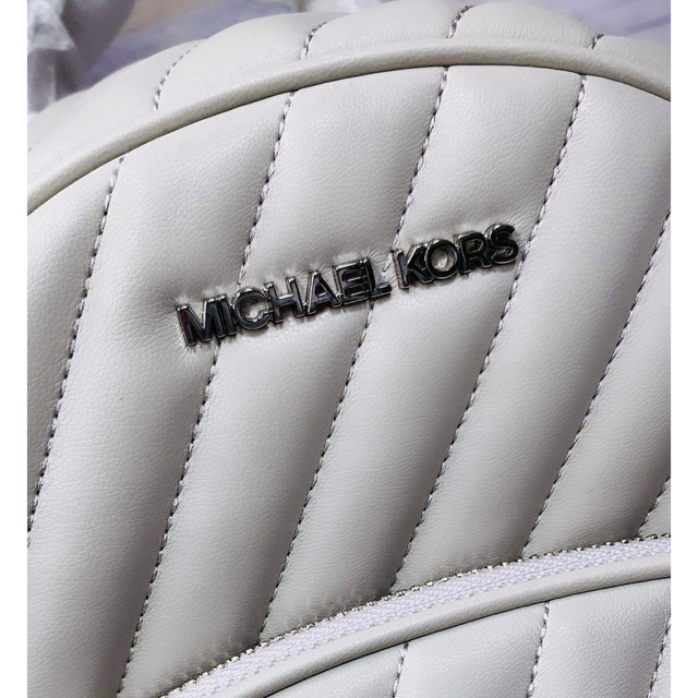 Michael Kors(マイケルコース)の新品　MICHAEL MICHAEL KORS マイケルコース リュック  レディースのバッグ(リュック/バックパック)の商品写真