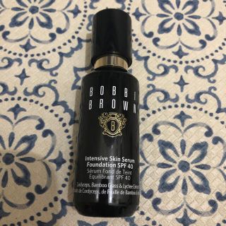 ボビイブラウン(BOBBI BROWN)のボビイブラウンインテンシブスキンセラムファンデーションSPF40 N032サンド(ファンデーション)