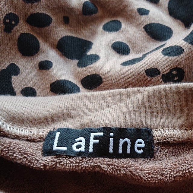 LaFine(ラファイン)のLafineﾗﾌｧｲﾝ ﾊｰﾄ×ｽｶﾙﾍﾟｲﾝﾄ ﾀﾞﾙﾒｼｱﾝ柄ｽｳｪｯﾄ レディースのトップス(トレーナー/スウェット)の商品写真