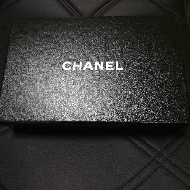 CHANEL(シャネル)のCHANEL　箱 インテリア/住まい/日用品の収納家具(ケース/ボックス)の商品写真