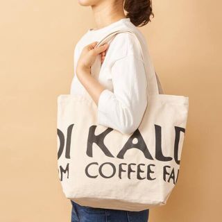 カルディ(KALDI)のKALDI  トートバッグ白　布製(トートバッグ)