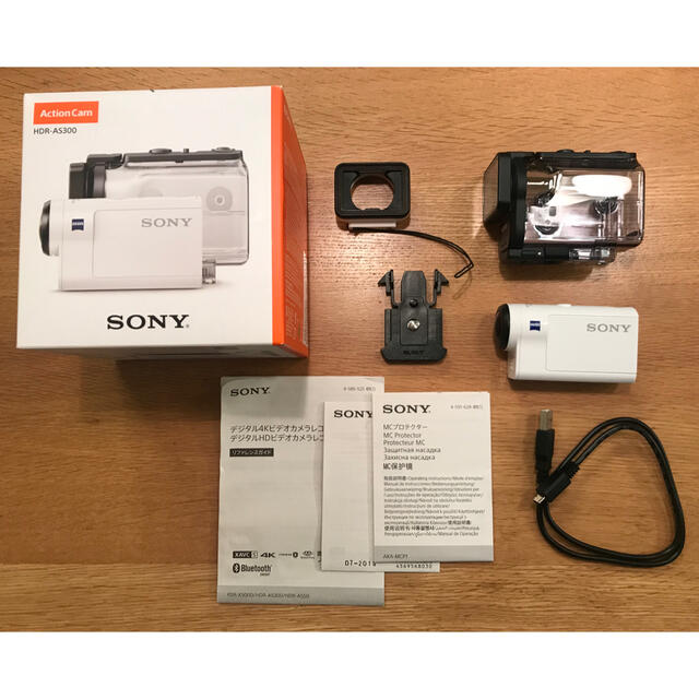 SONY(ソニー)の【美品】SONY アクションカム　HDR-AS300   ＋　MCプロテクター スマホ/家電/カメラのカメラ(コンパクトデジタルカメラ)の商品写真