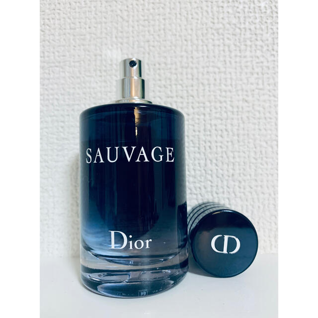 Christian Dior(クリスチャンディオール)のDIOR SAUVAGE ディオール ソヴァージュ オードゥ トワレ 60ml！ コスメ/美容の香水(香水(男性用))の商品写真