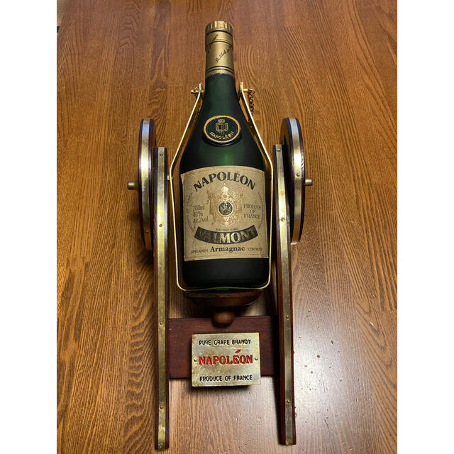 古酒 ブランデー NAPOLEON VALMONT 大砲台車付 未開栓品の通販 古酒 ブランデー NAPOLEON VALMONT 大砲台車付 未開栓品の通販