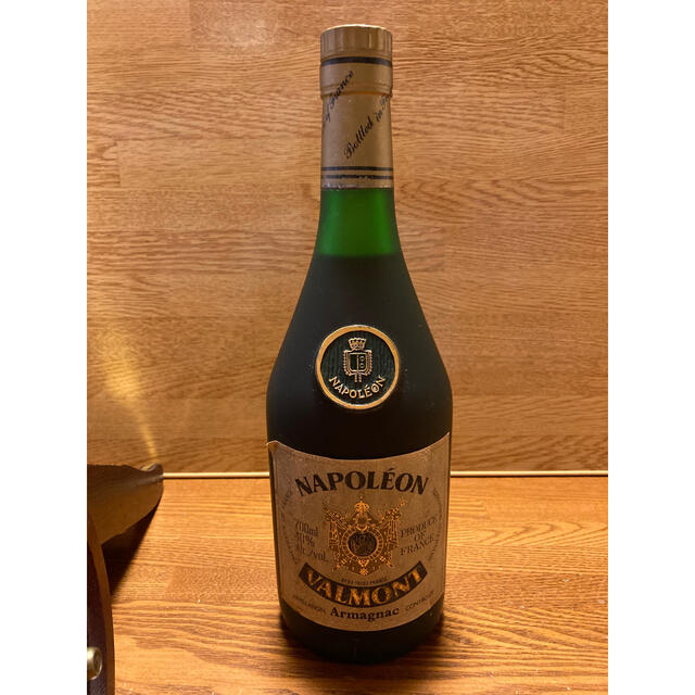 古酒 ブランデー NAPOLEON VALMONT 大砲台車付　未開栓品 食品/飲料/酒の酒(ブランデー)の商品写真