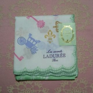 ラデュレ(LADUREE)の【専用】新品未使用☆ラデュレ大判ハンカチ(ハンカチ)