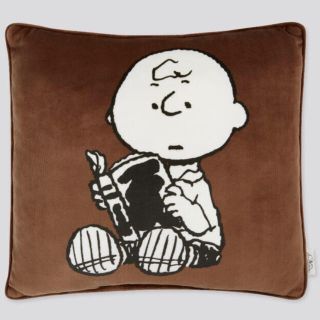 ピーナッツ(PEANUTS)のチャーリーブラウン　クッション　ユニクロ　ピーナッツホリデー(クッション)