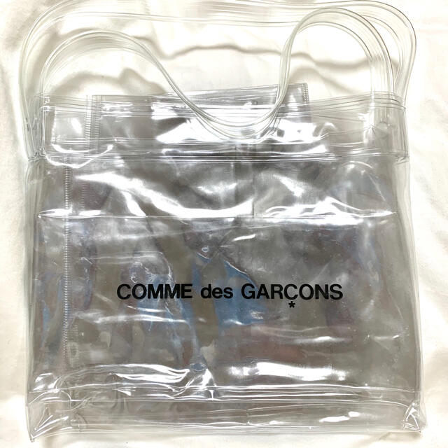 COMME des GARCONS(コムデギャルソン)の送料込　ギャルソン ビッグサイズビニールバッグ メンズのバッグ(トートバッグ)の商品写真