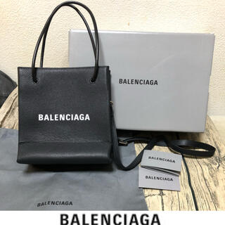 Balenciaga - 【新品】BALENCIAGA バレンシアガ クラッチバッグ 黒（ファスナー金）の通販 by KAORU's shop