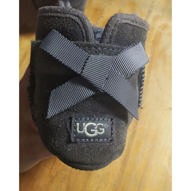 UGG(アグ)のUGG　ベビー　ブーツ　あったか キッズ/ベビー/マタニティのベビー靴/シューズ(~14cm)(ブーツ)の商品写真