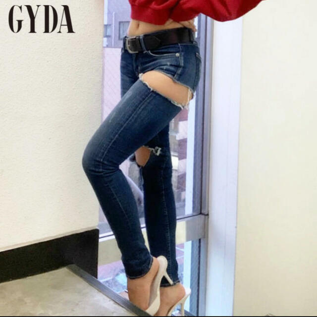 GYDA(ジェイダ)のGYDA スリッドダメージスキニーパンツ レディースのパンツ(デニム/ジーンズ)の商品写真
