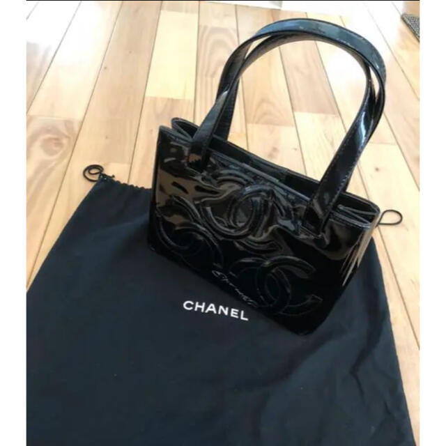 【美品】シャネル CHANEL エナメルトリプルココマーク トート ショルダー黒