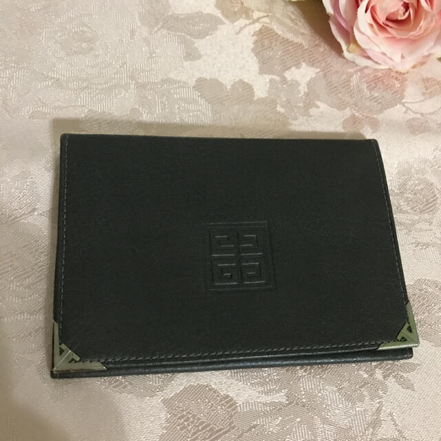 GIVENCHY(ジバンシィ)の正規品　ジバンシー　名刺入れ レディースのファッション小物(名刺入れ/定期入れ)の商品写真