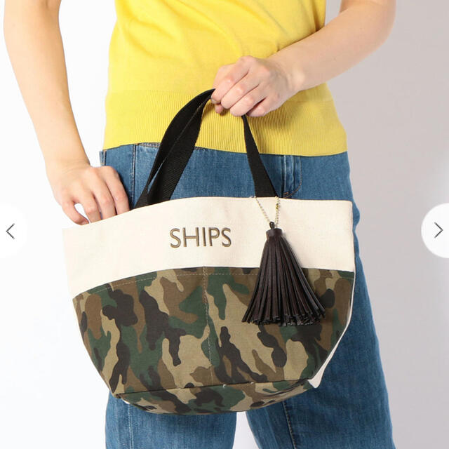 SHIPS(シップス)のSHIPS ブラック　タッセルポケット　トートバッグ レディースのバッグ(トートバッグ)の商品写真