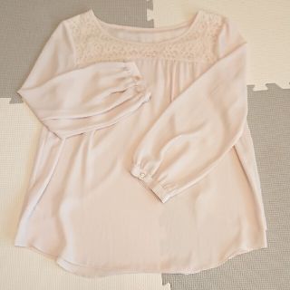 エニィスィス(anySiS)の美品☆上品ブラウス(シャツ/ブラウス(半袖/袖なし))