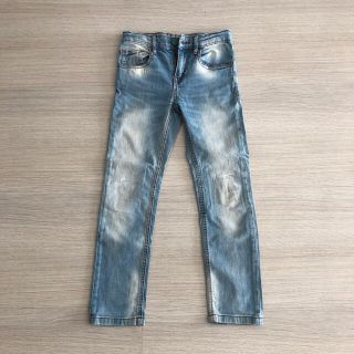 ザラキッズ(ZARA KIDS)のZARA スキニーデニム　7.8Y 120〜130(パンツ/スパッツ)