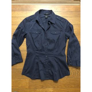 エイチアンドエム(H&M)のH&M サイズ34 ネイビーストレッチシャツ(シャツ/ブラウス(長袖/七分))