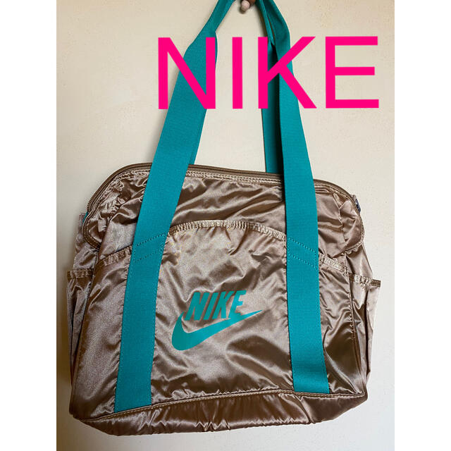 NIKE(ナイキ)のNIKE ナイキ　カバン　バッグ レディースのバッグ(ハンドバッグ)の商品写真