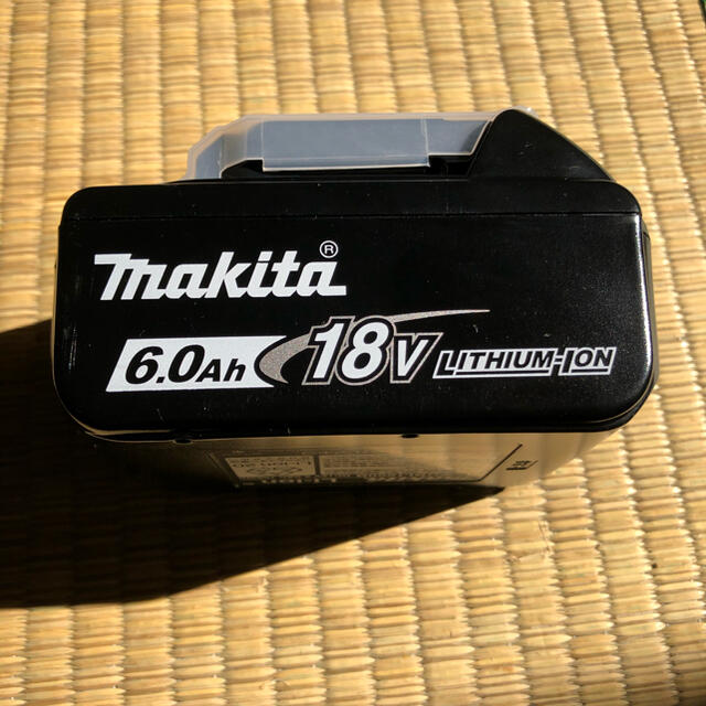 スポーツ/アウトドアマキタ makita 純正 18V 6.0A BL1860B 新品バッテリー