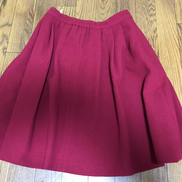 aquagirl(アクアガール)のフレアスカート　膝丈スカート　赤　えんじ　ワインレッド レディースのスカート(ひざ丈スカート)の商品写真
