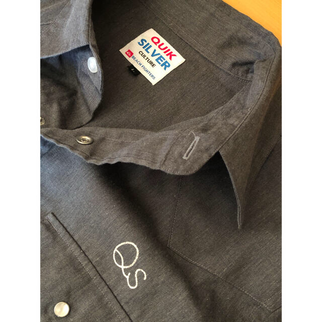 QUIKSILVER(クイックシルバー)のQUIKSILVER クイックシルバー　カルチャー　長袖シャツ　バックプリント メンズのトップス(Tシャツ/カットソー(七分/長袖))の商品写真