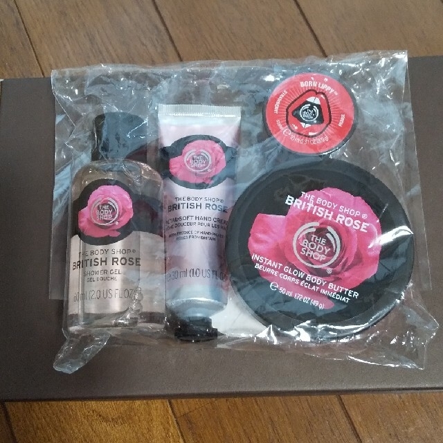 THE BODY SHOP(ザボディショップ)の【rihorin様 専用】THE BODY SHOP ザ・ボディーショップ  コスメ/美容のボディケア(バスグッズ)の商品写真