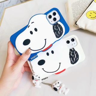 スヌーピー(SNOOPY)のスヌーピー  iPhoneケース１１　ホワイト(iPhoneケース)