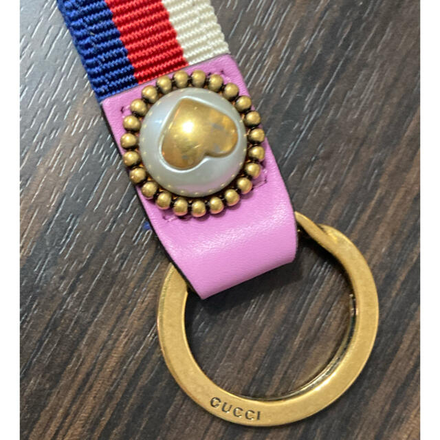 GUCCI キーリング ♡フェイクパール ウェブリボン 新しいコレクション