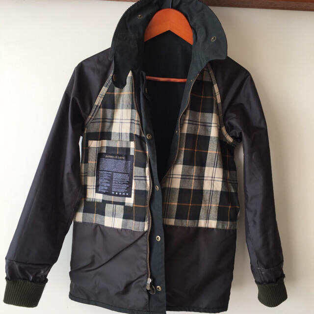 Barbour(バーブァー)のBarbour (オイルドジャケット) レディースのジャケット/アウター(ブルゾン)の商品写真