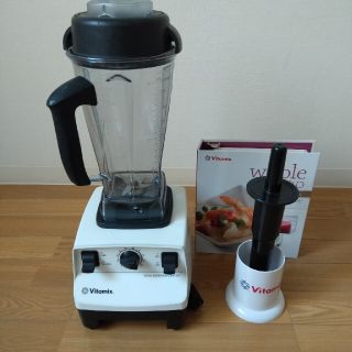 バイタミックス(Vitamix)のVitaｍix TNC5200（１年使用）(調理道具/製菓道具)