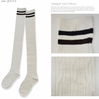 男女兼用　ニーハイソックス　ルーズソックス　新品(ソックス)