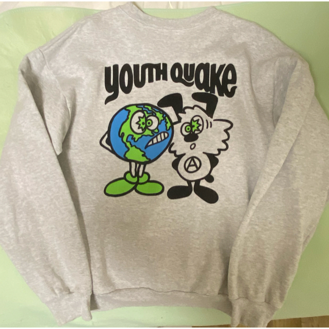 Supreme(シュプリーム)のYouthQuake × verdy Peace Crewneck メンズのトップス(スウェット)の商品写真