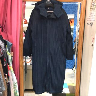 PLEATS PLEASE✨リバーシブル　ダウンコート　モスグリーン　3