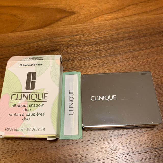 CLINIQUE(クリニーク)のクリニーク オールアバウト シャドウ デュオ 22ジーンズアンドヒール コスメ/美容のベースメイク/化粧品(アイシャドウ)の商品写真