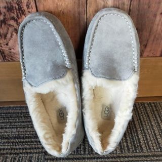 アグ(UGG)のUGG(スリッポン/モカシン)