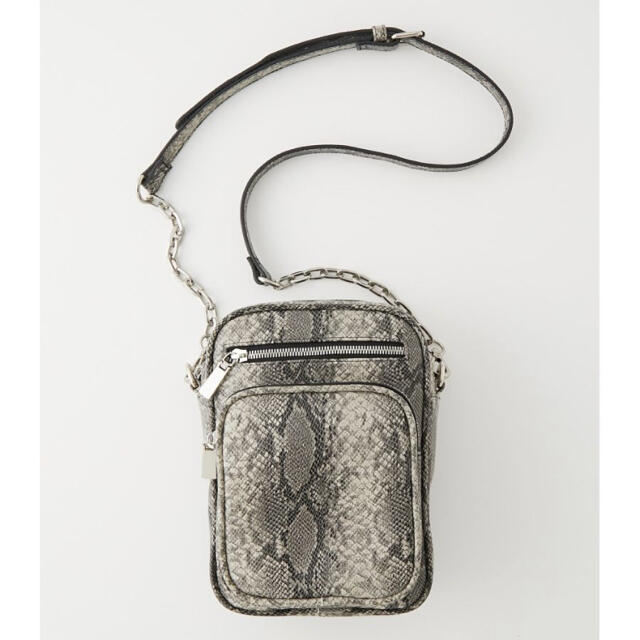 AZUL by moussy(アズールバイマウジー)のショルダーバッグ レディースのバッグ(ショルダーバッグ)の商品写真