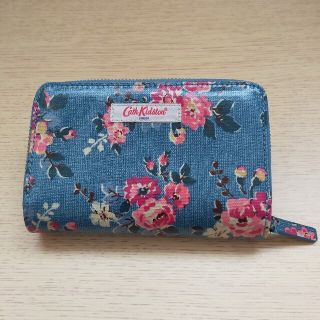 キャスキッドソン(Cath Kidston)のキャスキッドソン 二つ折り 財布 花柄(財布)