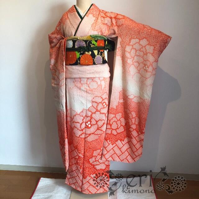 【逸品/振袖一式セット】アンティーク ♡総絞り！朱赤のグラデーション振袖♡