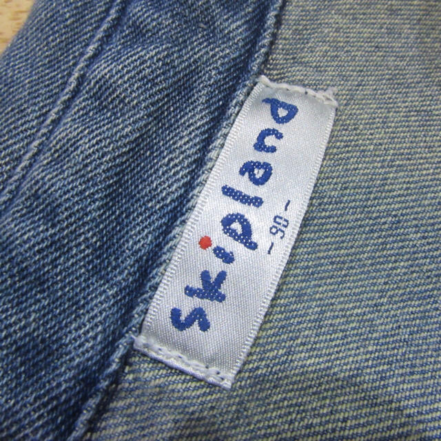 デニムシャツ skipland 90 キッズ/ベビー/マタニティのキッズ服男の子用(90cm~)(ジャケット/上着)の商品写真