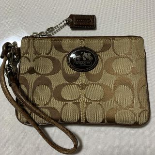 コーチ(COACH)のCOACH コーチ　シグネチャー柄　ポーチ(ポーチ)