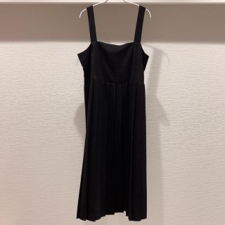 Zara Zara ボックスプリーツワンピースの通販 ラクマ