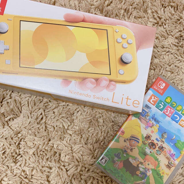 Nintendo Switch Lite イエロー　どうぶつの森セット