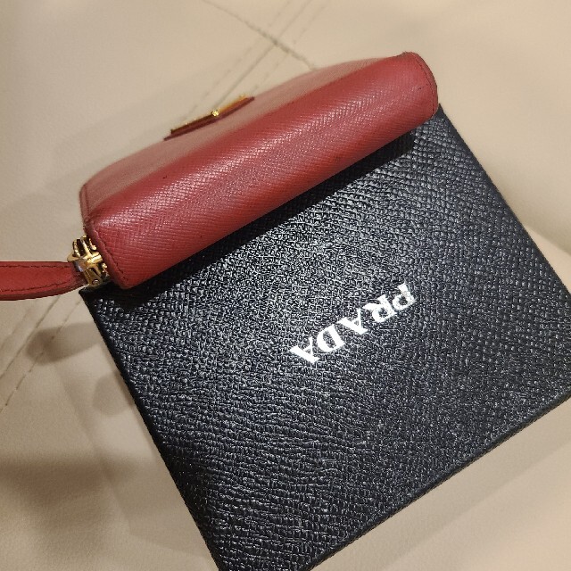 PRADA(プラダ)のPRADA レディースのファッション小物(財布)の商品写真